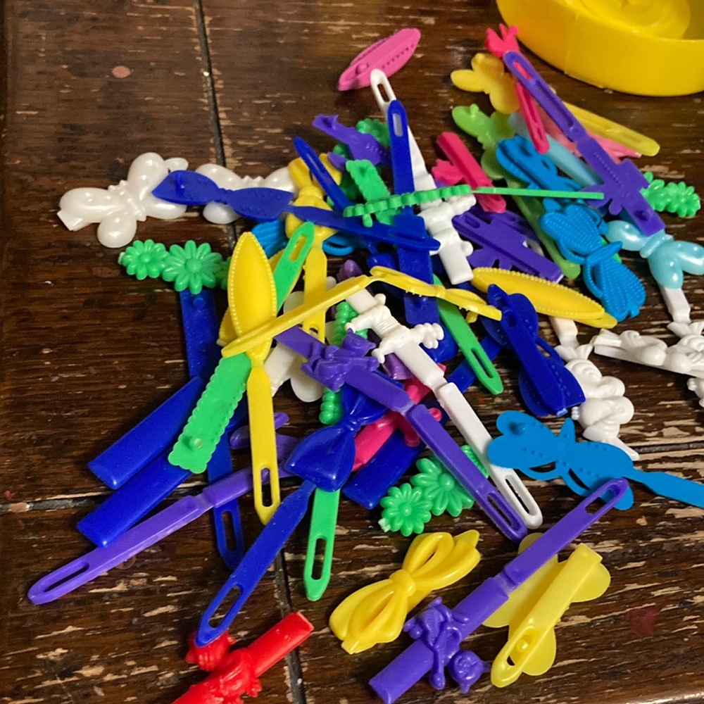1990s scunci little kids barrettes 54 total